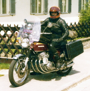 Honda 750 rot-alt-300